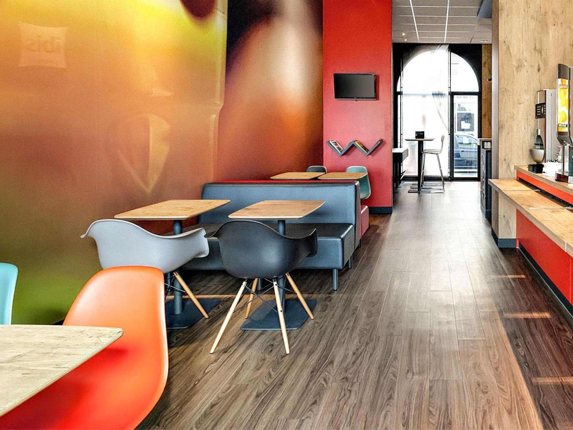 Hotel Ibis Agen Centre Gare Zewnętrze zdjęcie