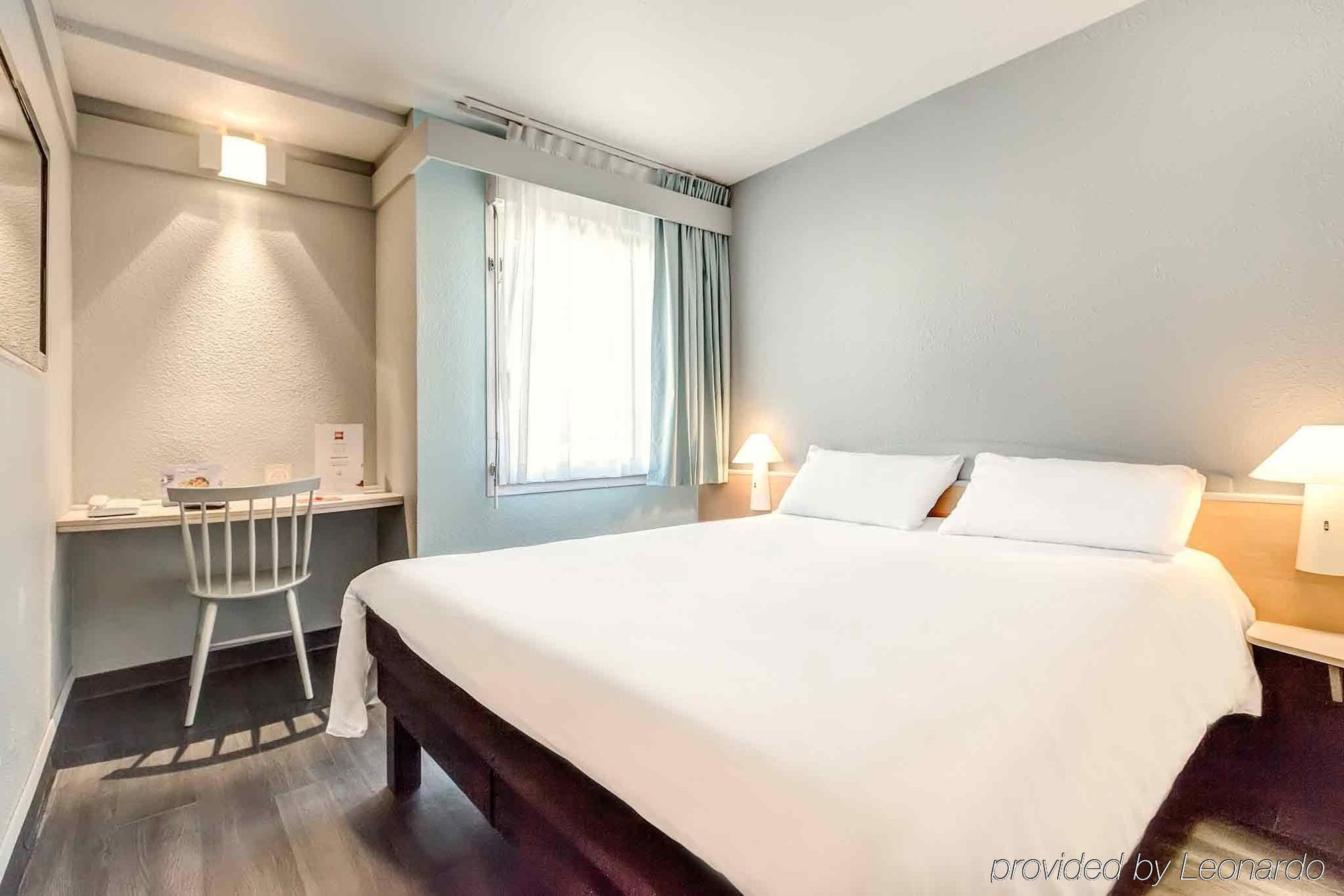 Hotel Ibis Agen Centre Gare Zewnętrze zdjęcie